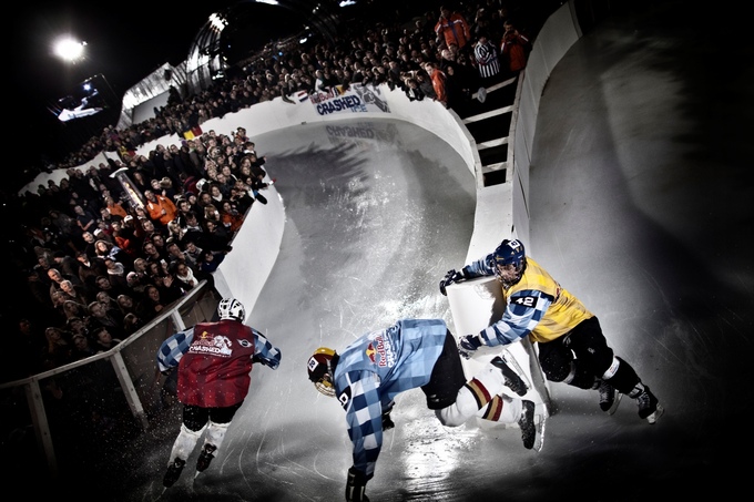 Новости : Red Bull Crashed Ice  в Санкт-Петербурге